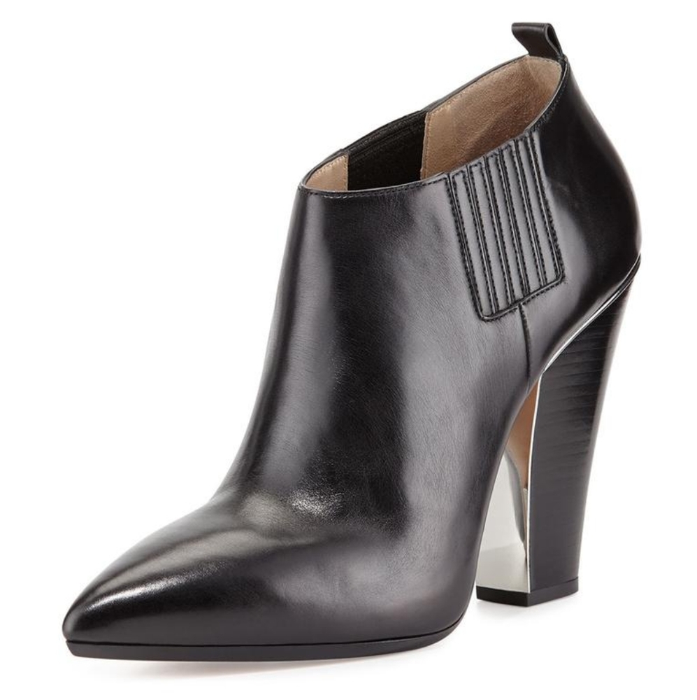 Michael Kors Collection Blk Lacy Pointed-toe Boot